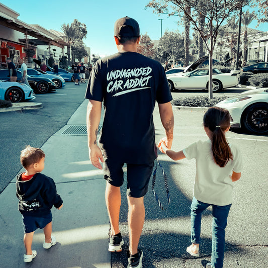 UNDIGNOSED CAR ADDICT TEE